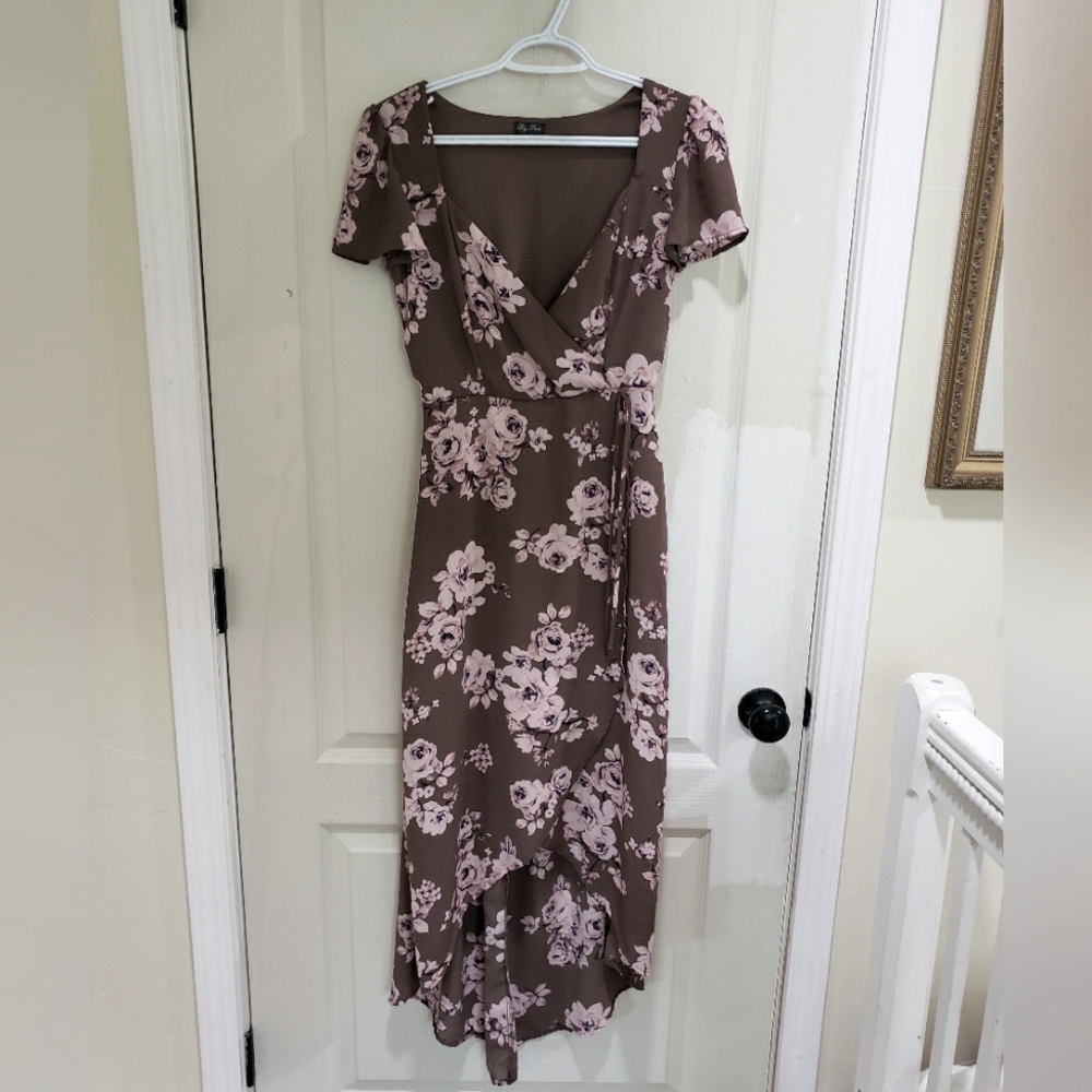 Like New Size Small Floral Dress